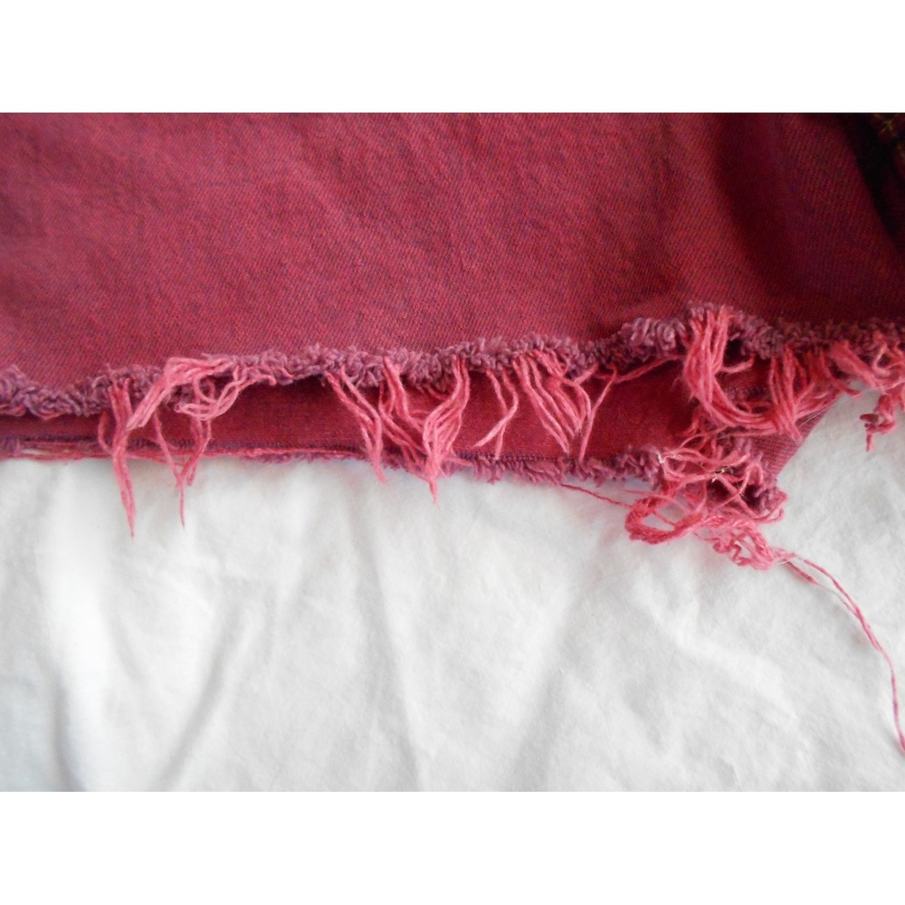 Levi Strauss Co Cutoff Denim Shorts Ribcage Frayed Hem Pink Mauve Button Fly Gre - Picture 4 of 5